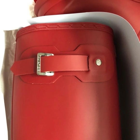 ❣️SOLD❣️Hunter Original Tall Red Rain Boots NIB - Picture 4 of 9